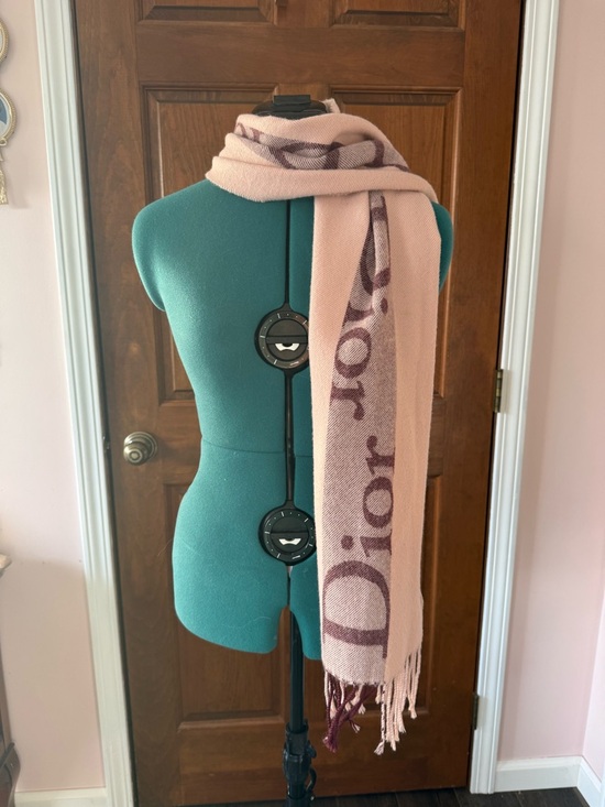 Dior Accessories - Dior Mauve Burgundy Wool Blend Scarf